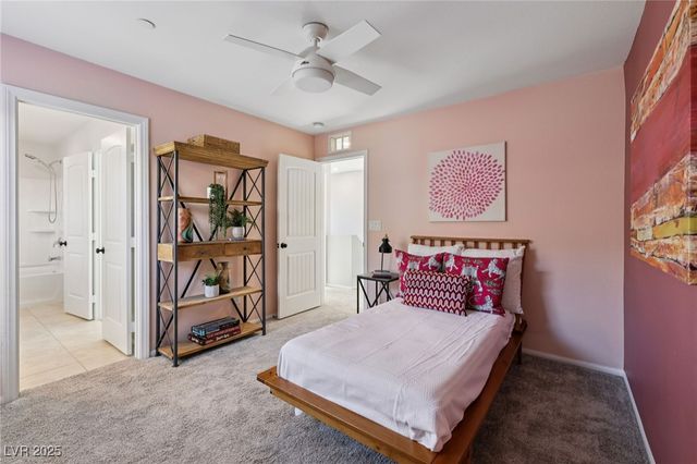 1141 Glistening Acres Avenue, North Las Vegas, NV 89086