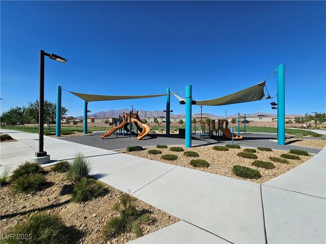 1141 Glistening Acres Avenue, North Las Vegas, NV 89086