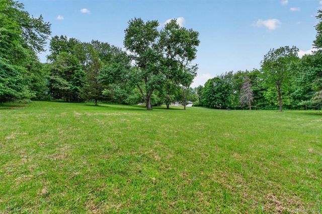 80 N Cross Road, Lagrangeville, NY 12540