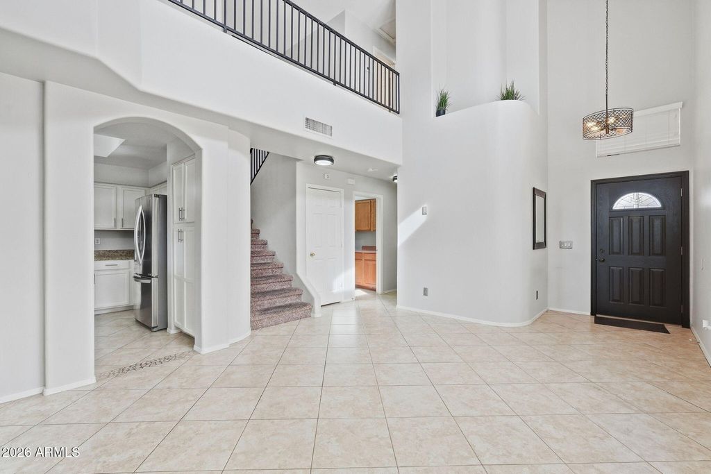 8361 W SALTER Drive, Peoria, AZ 85382 — photo 2