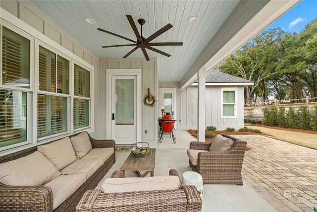 825 Apricot Lane, Fairhope, AL 36532