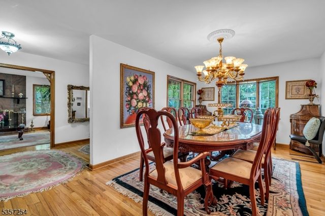 30 Robbins Ave, Berkeley Heights Twp., NJ 07922