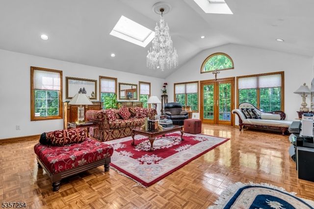 30 Robbins Ave, Berkeley Heights Twp., NJ 07922