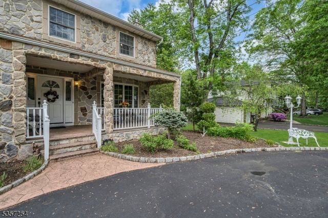 30 Robbins Ave, Berkeley Heights Twp., NJ 07922