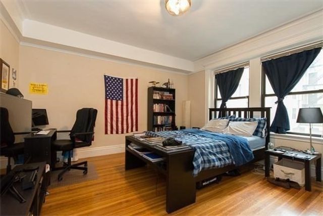 466 Commonwealth Ave 301, Boston, MA 02215
