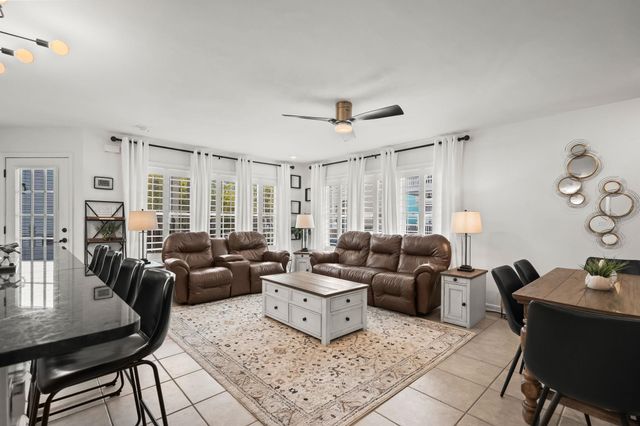 6001 - 305 S Kings Hwy., Myrtle Beach, SC 29575