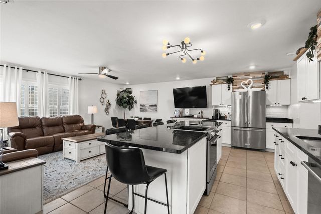 6001 - 305 S Kings Hwy., Myrtle Beach, SC 29575