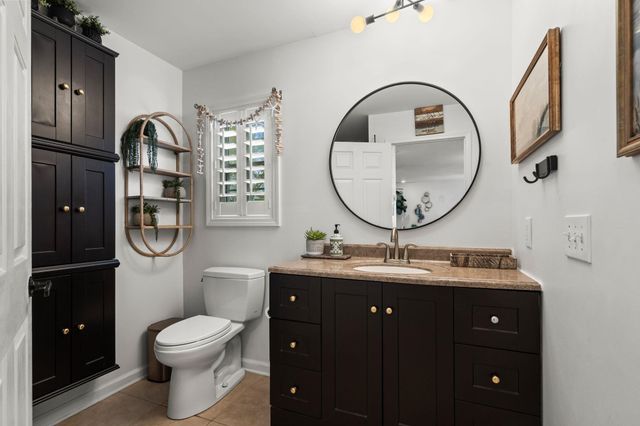 6001 - 305 S Kings Hwy., Myrtle Beach, SC 29575