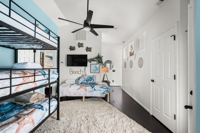 6001 - 305 S Kings Hwy., Myrtle Beach, SC 29575