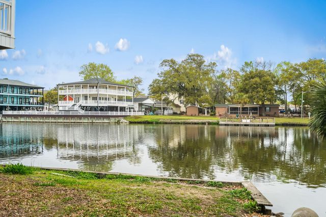 6001 - 305 S Kings Hwy., Myrtle Beach, SC 29575