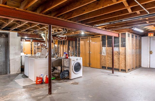 5351 Garden View Court, Madison, WI 53713