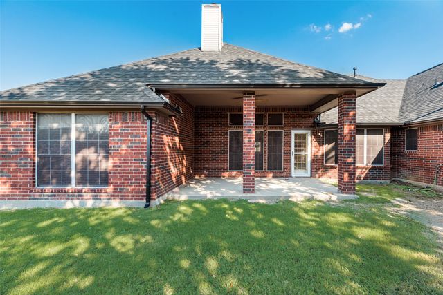122 Paige Lane, Forney, TX 75126