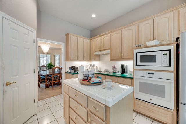 122 Paige Lane, Forney, TX 75126