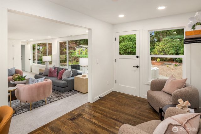 14213 143rd Avenue SE, Renton, WA 98059