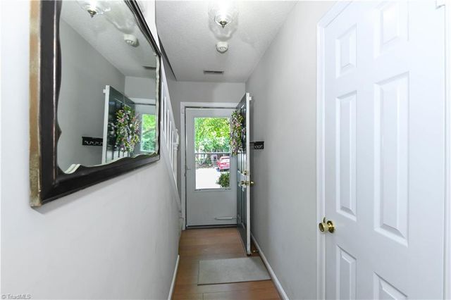 2667 Cottage Place, Greensboro, NC 27455