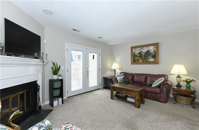 2667 Cottage Place, Greensboro, NC 27455