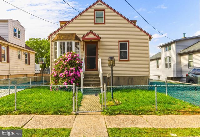 208 LEHIGH AVE, Gloucester City, NJ 08030