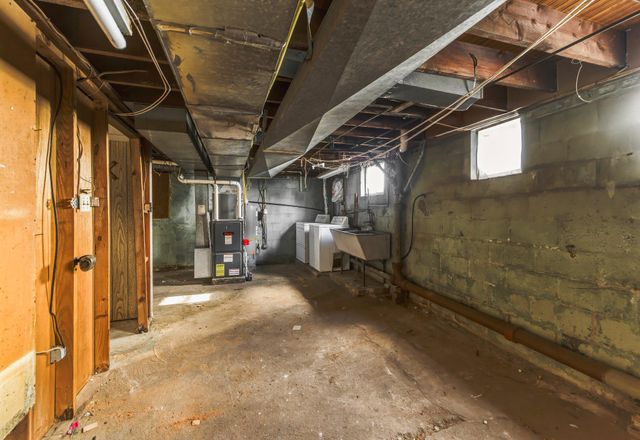 208 LEHIGH AVE, Gloucester City, NJ 08030