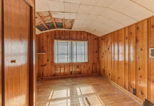 208 LEHIGH AVE, Gloucester City, NJ 08030