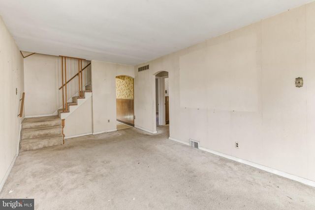 208 LEHIGH AVE, Gloucester City, NJ 08030