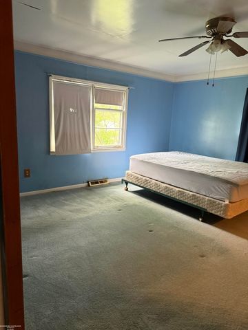 21270 Hillcrest Drive, Clinton Twp, MI 48036