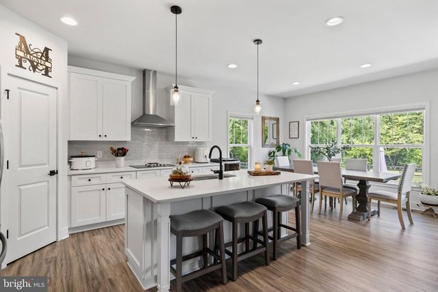 3283 FLAT RUN RD, Locust Grove, VA 22508