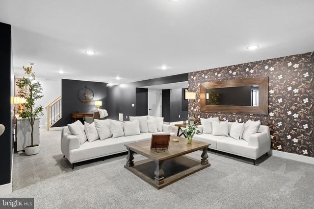 3283 FLAT RUN RD, Locust Grove, VA 22508