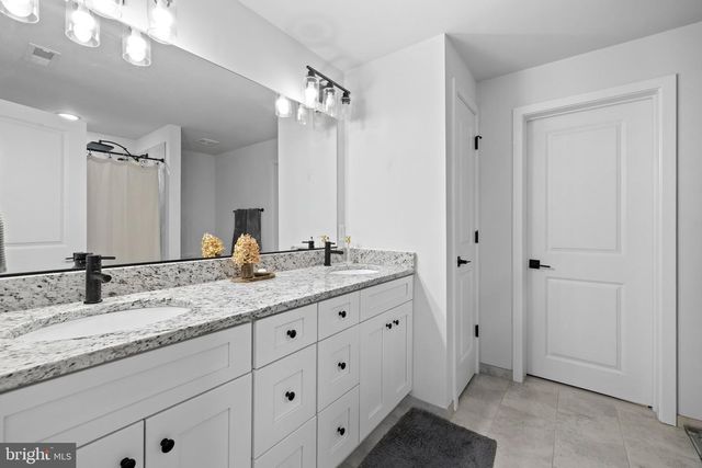 3283 FLAT RUN RD, Locust Grove, VA 22508