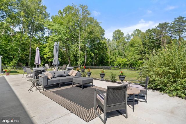 3283 FLAT RUN RD, Locust Grove, VA 22508