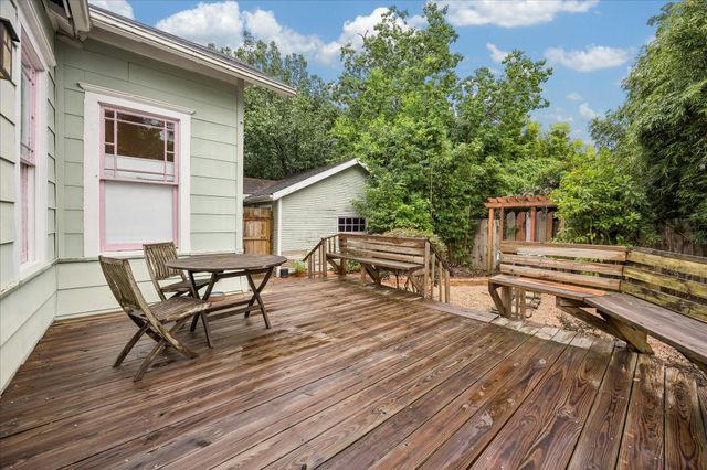 1219 W Drew Street, Houston, TX 77006