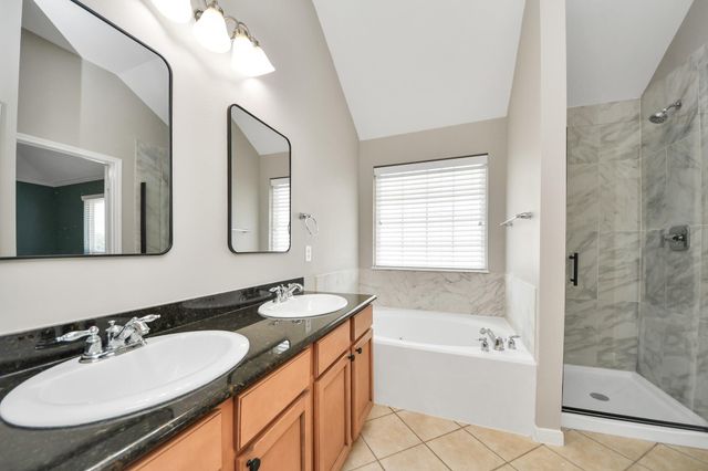 6222 Skyline Drive 26, Houston, TX 77057