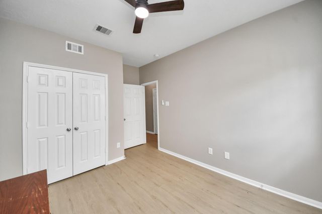 6222 Skyline Drive 26, Houston, TX 77057