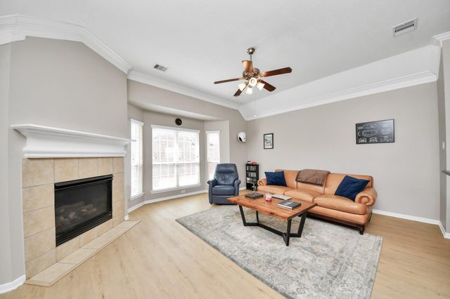 6222 Skyline Drive 26, Houston, TX 77057