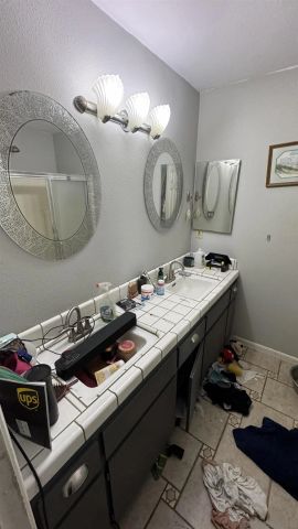 3642 W Redlands Ave, Fresno, CA 93722