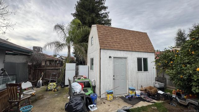 3642 W Redlands Ave, Fresno, CA 93722