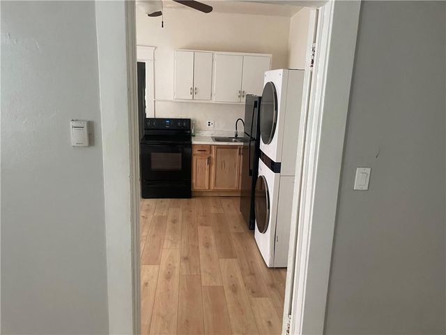 1127 Metropolitan Parkway SW, Atlanta, GA 30310