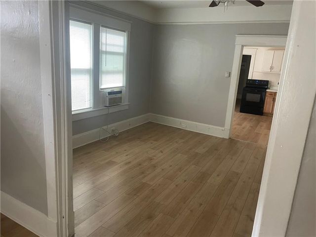 1127 Metropolitan Parkway SW, Atlanta, GA 30310