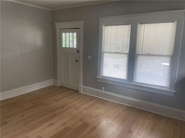 1127 Metropolitan Parkway SW, Atlanta, GA 30310