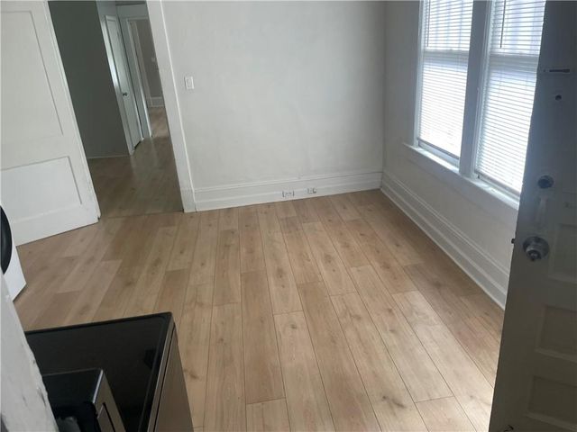 1127 Metropolitan Parkway SW, Atlanta, GA 30310