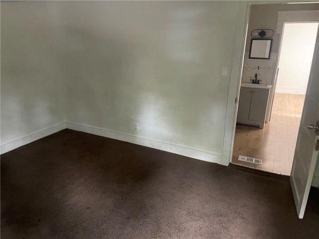 1127 Metropolitan Parkway SW, Atlanta, GA 30310