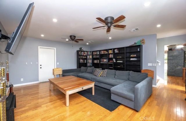 133 W Alford Street, San Dimas, CA 91773
