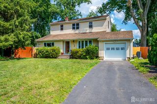 228 Henry Court, North Plainfield, NJ 07060