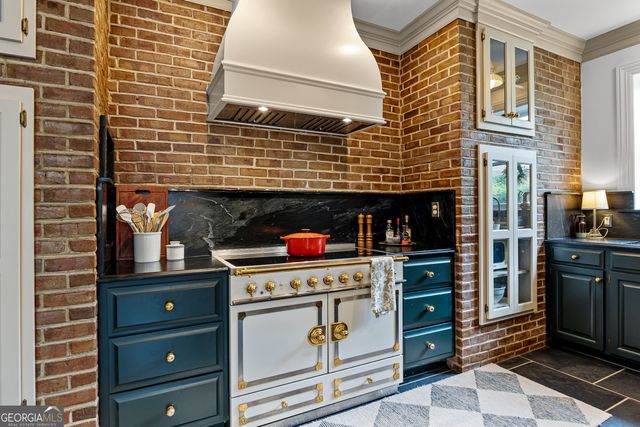 654 Cameron Mill Road, Lagrange, GA 30240