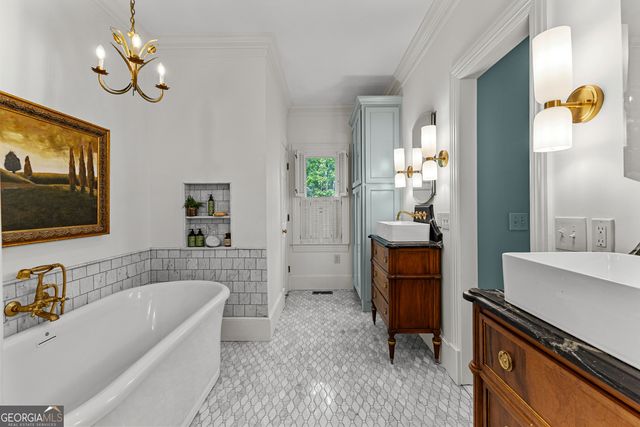 654 Cameron Mill Road, Lagrange, GA 30240