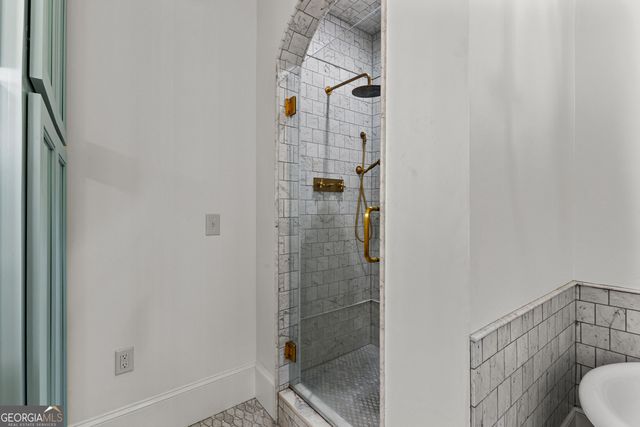 654 Cameron Mill Road, Lagrange, GA 30240