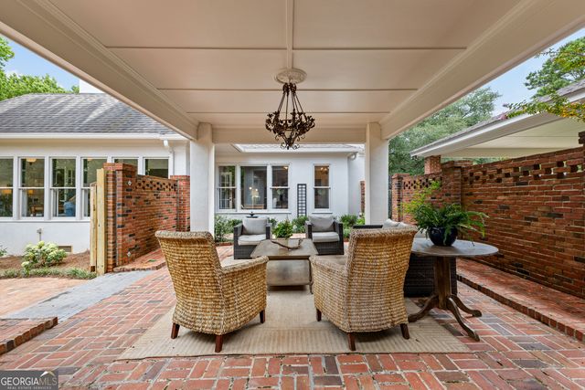 654 Cameron Mill Road, Lagrange, GA 30240