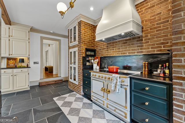 654 Cameron Mill Road, Lagrange, GA 30240