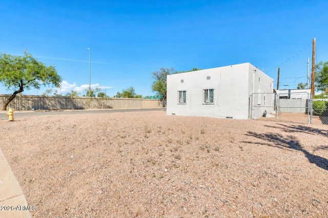 1729 E Moreland Street, Phoenix, AZ 85006