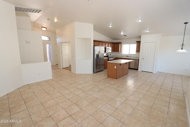 6631 S 45TH Glen, Laveen, AZ 85339