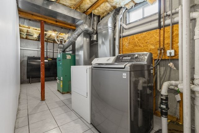 35 Grape St, Woburn, MA 01801